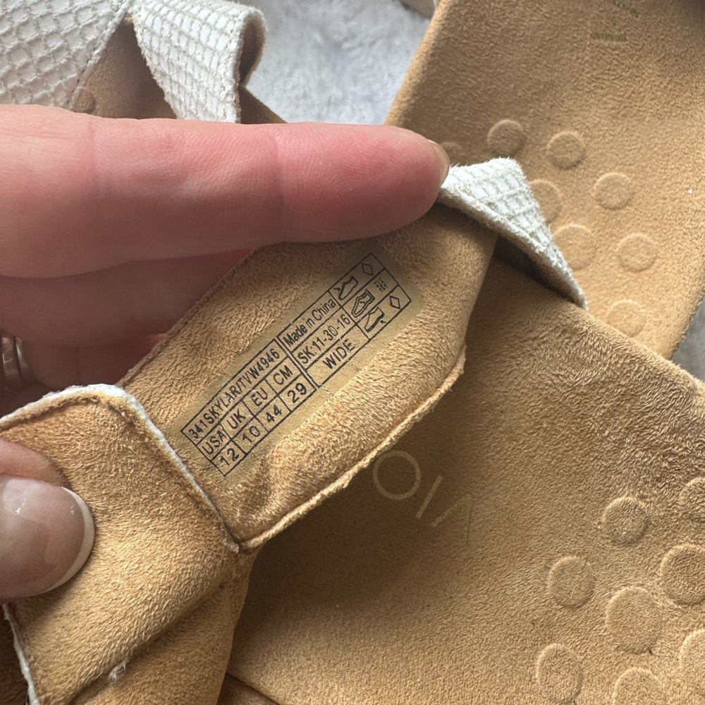 Vionic Adjustable Straps Sandals - image 5